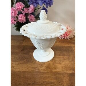 Vintage Indiana Glass Harvest Grapes Milk Glass Lidded‎ Compote Open Lace Edge